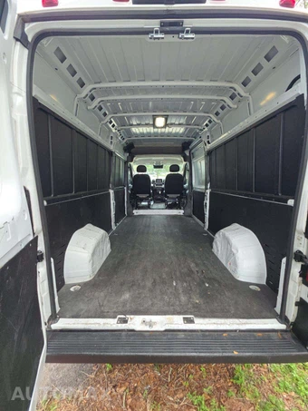 2025 Ram ProMaster 2500 Cargo Van Tradesman w/Passenger Seat High Roof 159.0" WB - miniatura 14