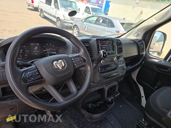 2025 Ram ProMaster 2500 Cargo Van Tradesman w/Passenger Seat High Roof 159.0" WB - miniatura 11