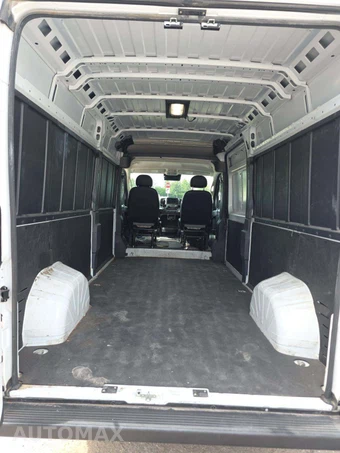 2025 Ram ProMaster 2500 Cargo Van Tradesman w/Passenger Seat High Roof 159.0" WB - miniatura 14