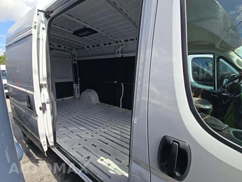 2025 Ram ProMaster 2500 Cargo Van Tradesman w/Passenger Seat High Roof 159.0" WB - miniatura 16