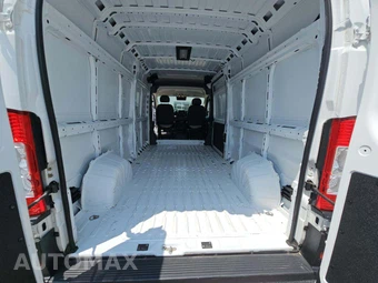 2025 Ram ProMaster 2500 Cargo Van Tradesman w/Passenger Seat High Roof 159.0" WB - miniatura 14