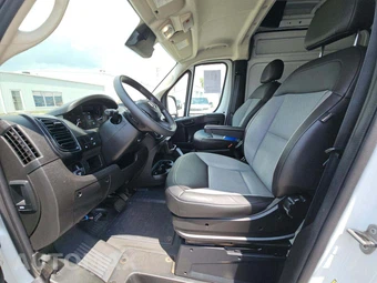 2025 Ram ProMaster 2500 Cargo Van Tradesman w/Passenger Seat High Roof 159.0" WB - miniatura 6