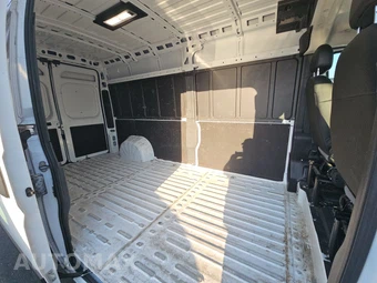 2025 Ram ProMaster 2500 Cargo Van Tradesman w/Passenger Seat High Roof 159.0" WB - miniatura 14