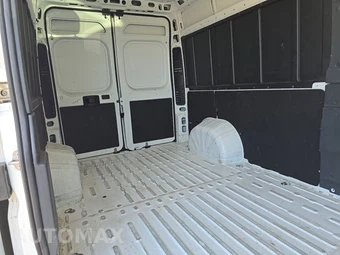 2025 Ram ProMaster 2500 Cargo Van Tradesman w/Passenger Seat High Roof 159.0" WB - miniatura 13