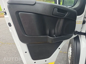 2025 Ram ProMaster 2500 Cargo Van Tradesman w/Passenger Seat High Roof 159.0" WB - miniatura 9