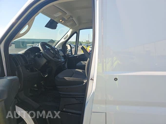 2025 Ram ProMaster 2500 Cargo Van Tradesman w/Passenger Seat High Roof 159.0" WB - miniatura 13