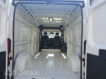 2025 Ram ProMaster 2500 Cargo Van Tradesman w/Passenger Seat High Roof 159.0" WB - miniatura 22