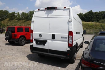 2025 Ram ProMaster 2500 Cargo Van Tradesman w/Passenger Seat High Roof 159.0" WB - miniatura 3
