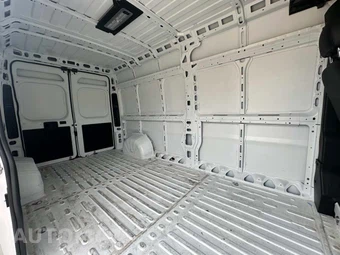 2025 Ram ProMaster 2500 Cargo Van Tradesman w/Passenger Seat High Roof 159.0" WB - miniatura 18