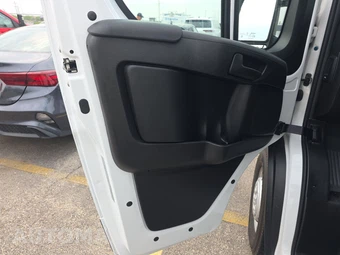 2025 Ram ProMaster 2500 Cargo Van Tradesman w/Passenger Seat Low Roof 136.0" WB - miniatura 9