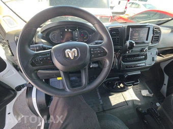 2025 Ram ProMaster 2500 Cargo Van Tradesman w/Passenger Seat Low Roof 136.0" WB - miniatura 11