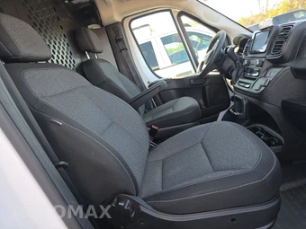 2025 Ram ProMaster 2500 Cargo Van Tradesman w/Passenger Seat Low Roof 136.0" WB - miniatura 8