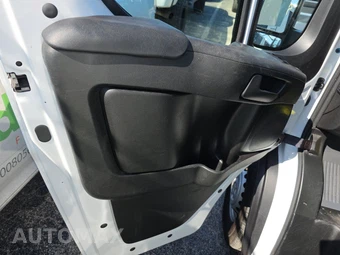 2025 Ram ProMaster 2500 Cargo Van Tradesman w/Passenger Seat Low Roof 136.0" WB - miniatura 9