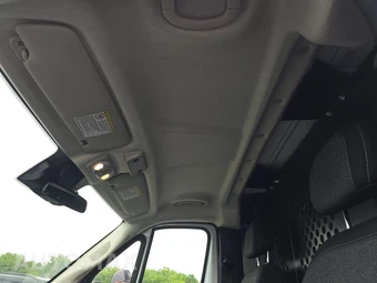 2025 Ram ProMaster 2500 Cargo Van Tradesman w/Passenger Seat Low Roof 136.0" WB - miniatura 19