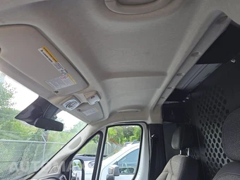 2025 Ram ProMaster 2500 Cargo Van Tradesman w/Passenger Seat Low Roof 136.0" WB - miniatura 18