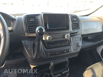 2025 Ram ProMaster 2500 Cargo Van Tradesman w/Passenger Seat Low Roof 136.0" WB - miniatura 11