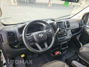 2025 Ram ProMaster 2500 Cargo Van Tradesman w/Passenger Seat Low Roof 136.0" WB - miniatura 11