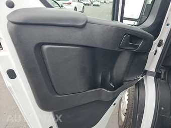 2025 Ram ProMaster 2500 Cargo Van Tradesman w/Passenger Seat Low Roof 136.0" WB - miniatura 9