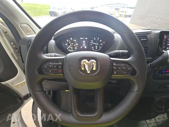 2025 Ram ProMaster 2500 Cargo Van Tradesman w/Passenger Seat Low Roof 136.0" WB - miniatura 10