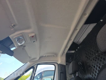2025 Ram ProMaster 2500 Cargo Van Tradesman w/Passenger Seat Low Roof 136.0" WB - miniatura 16