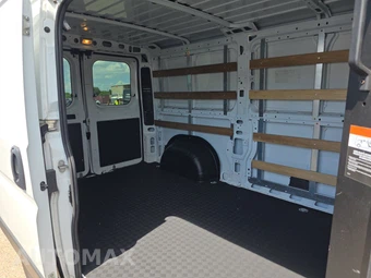 2025 Ram ProMaster 2500 Cargo Van Tradesman w/Passenger Seat Low Roof 136.0" WB - miniatura 13