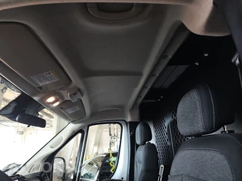 2025 Ram ProMaster 2500 Cargo Van Tradesman w/Passenger Seat Low Roof 136.0" WB - miniatura 19