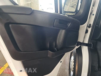 2025 Ram ProMaster 2500 Cargo Van Tradesman w/Passenger Seat Low Roof 136.0" WB - miniatura 9