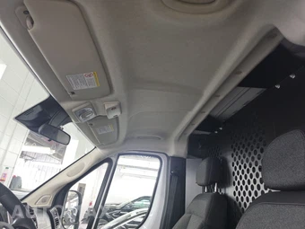 2025 Ram ProMaster 2500 Cargo Van Tradesman w/Passenger Seat Low Roof 136.0" WB - miniatura 18