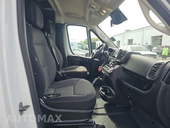 2025 Ram ProMaster 2500 Cargo Van Tradesman w/Passenger Seat Low Roof 136.0" WB - miniatura 8