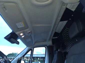 2025 Ram ProMaster 2500 Cargo Van Tradesman w/Passenger Seat Low Roof 136.0" WB - miniatura 18