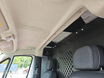 2025 Ram ProMaster 2500 Cargo Van Tradesman w/Passenger Seat Low Roof 136.0" WB - miniatura 18