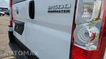 2025 Ram ProMaster 2500 Cargo Van Tradesman w/Passenger Seat Low Roof 136.0" WB - miniatura 26