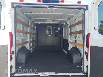 2025 Ram ProMaster 2500 Cargo Van Tradesman w/Passenger Seat Low Roof 136.0" WB - miniatura 16