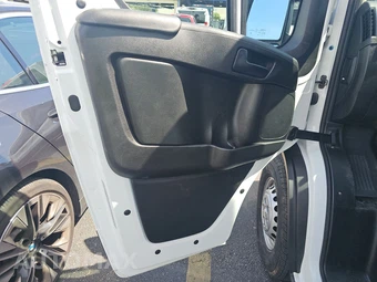 2025 Ram ProMaster 2500 Cargo Van Tradesman w/Passenger Seat Low Roof 136.0" WB - miniatura 18