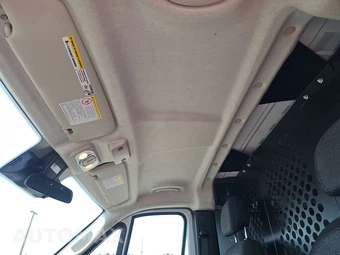 2025 Ram ProMaster 2500 Cargo Van Tradesman w/Passenger Seat Low Roof 136.0" WB - miniatura 17