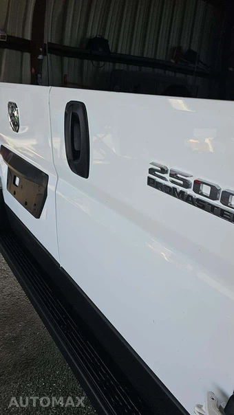 2025 Ram ProMaster 2500 Cargo Van Tradesman w/Passenger Seat Low Roof 136.0" WB - miniatura 20