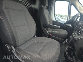 2025 Ram ProMaster 2500 Cargo Van Tradesman w/Passenger Seat Low Roof 136.0" WB - miniatura 8