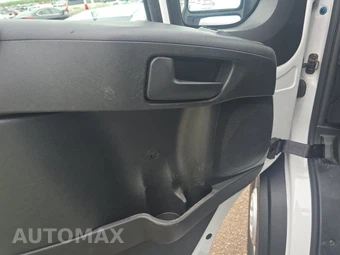 2025 Ram ProMaster 2500 Cargo Van Tradesman w/Passenger Seat Low Roof 136.0" WB - miniatura 9