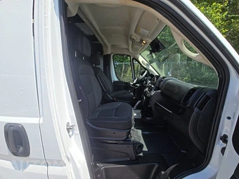 2025 Ram ProMaster 2500 Cargo Van Tradesman w/Passenger Seat Low Roof 136.0" WB - miniatura 8