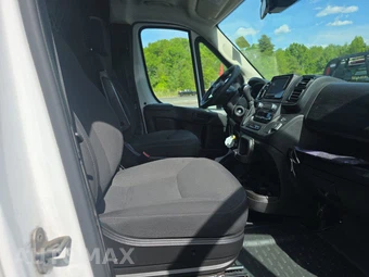 2025 Ram ProMaster 2500 Cargo Van Tradesman w/Passenger Seat Low Roof 136.0" WB - miniatura 8