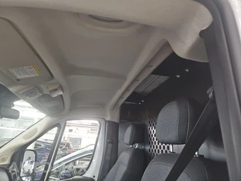 2025 Ram ProMaster 2500 Cargo Van Tradesman w/Passenger Seat Low Roof 136.0" WB - miniatura 20