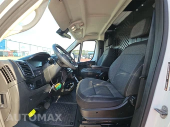 2025 Ram ProMaster 2500 Cargo Van Tradesman w/Passenger Seat Low Roof 136.0" WB - miniatura 7