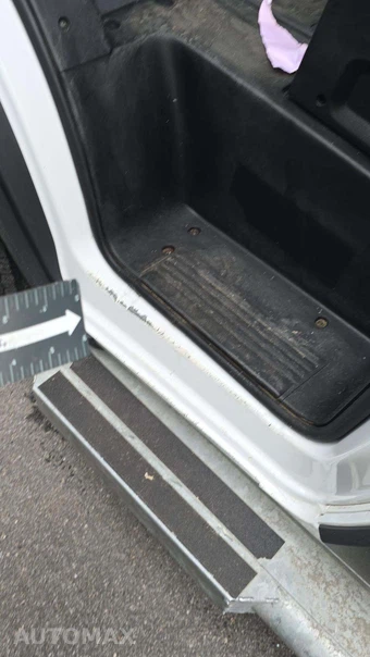 2025 Ram ProMaster 2500 Cargo Van Tradesman w/Passenger Seat Low Roof 136.0" WB - miniatura 17
