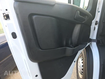 2025 Ram ProMaster 2500 Cargo Van Tradesman w/Passenger Seat Low Roof 136.0" WB - miniatura 9