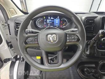 2025 Ram ProMaster 2500 Cargo Van Tradesman w/Passenger Seat Low Roof 136.0" WB - miniatura 10