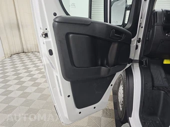 2025 Ram ProMaster 2500 Cargo Van Tradesman w/Passenger Seat Low Roof 136.0" WB - miniatura 9