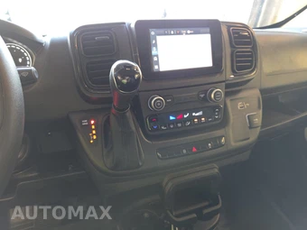 2025 Ram ProMaster 2500 Cargo Van Tradesman w/Passenger Seat Low Roof 136.0" WB - miniatura 11