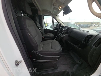 2025 Ram ProMaster 2500 Cargo Van Tradesman w/Passenger Seat Low Roof 136.0" WB - miniatura 8