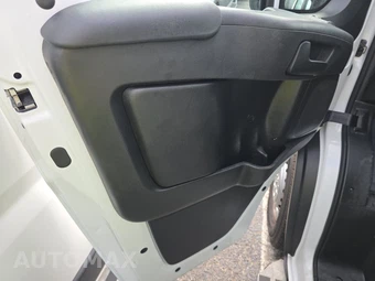 2025 Ram ProMaster 2500 Cargo Van Tradesman w/Passenger Seat Low Roof 136.0" WB - miniatura 9