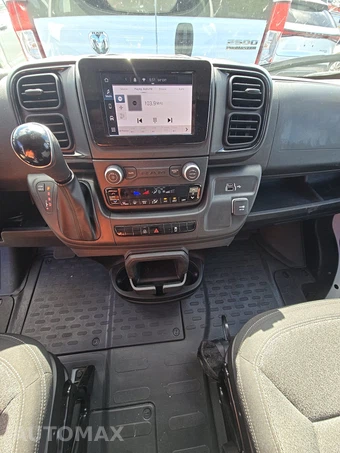 2025 Ram ProMaster 2500 Cargo Van Tradesman w/Passenger Seat Low Roof 136.0" WB - miniatura 11